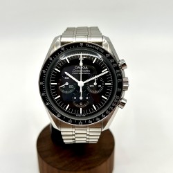 Omega Speedmaster Moonwatch...